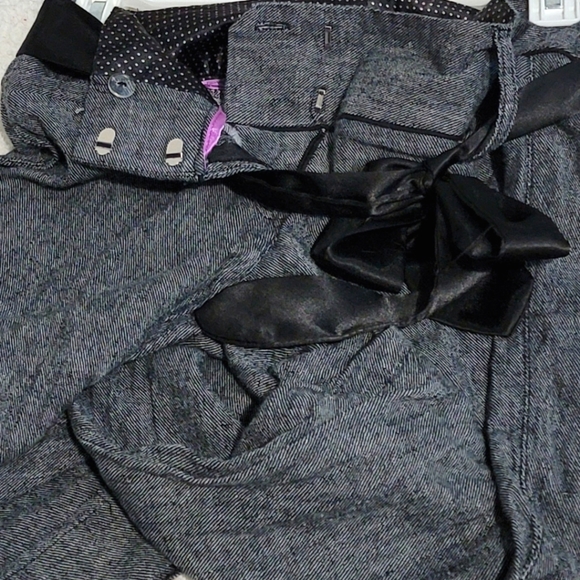 Maurices Linen Wide leg Dress pants. Dark grey, Satiny Belt. Size 5/6 NWOT - Picture 5 of 8